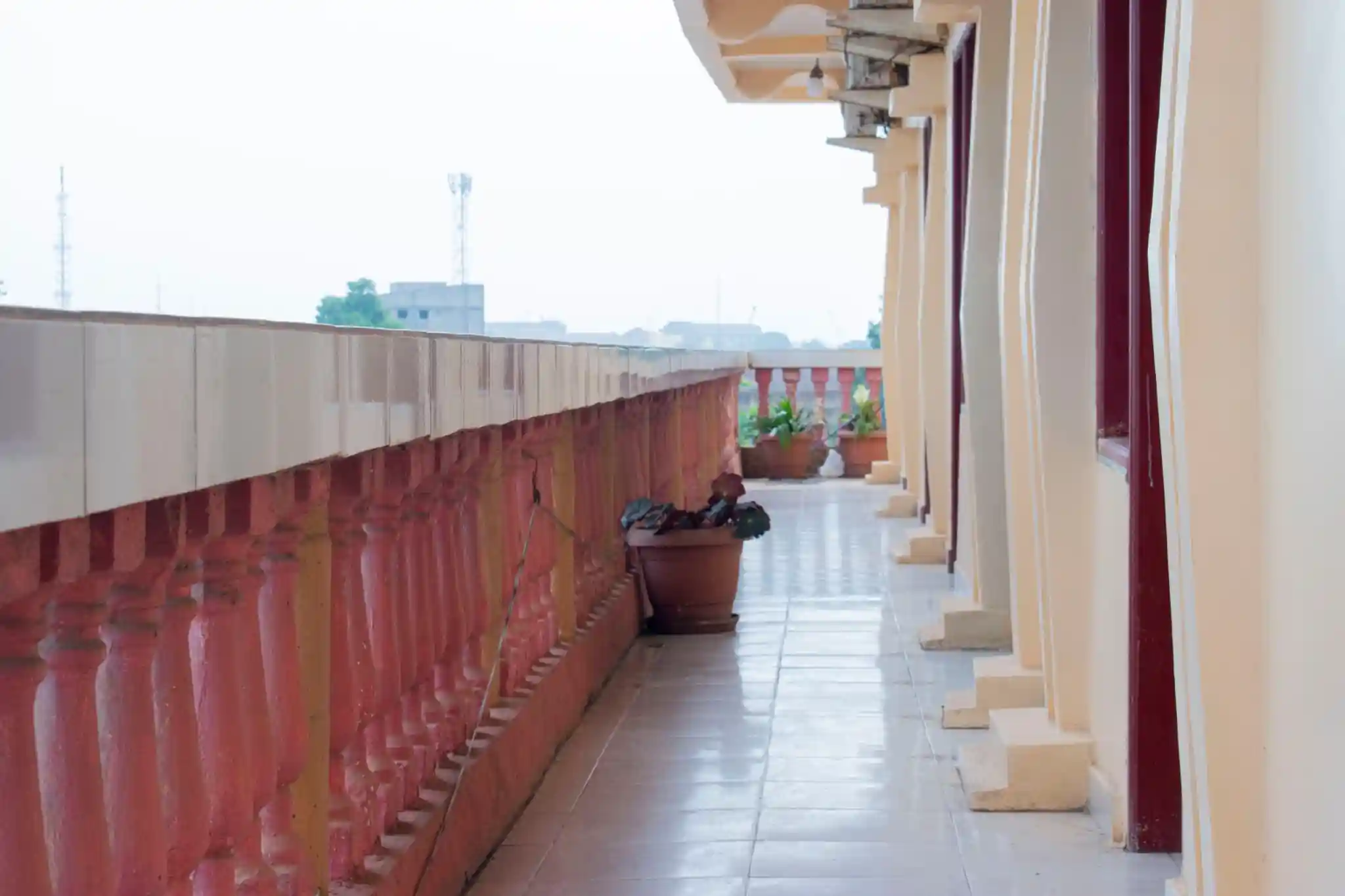 Balcon privatif des chambres classique de l'hôtel Glodi VIP